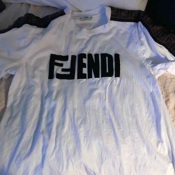 fendi oversized t shirt